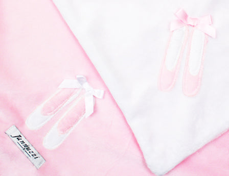 New Launch Alert: Must-Have Kids' Blankets for the Season! 🛌✨